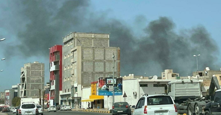 اشتباكات مسلحة تخرج مصفاة الزاوية بليبيا عن الخدمة وتوقف الإنتاج بالكامل