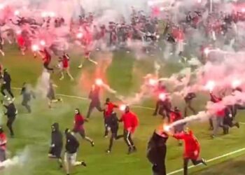 اعمال شغب تنهي ديربي براغ قبل صافرة النهاية